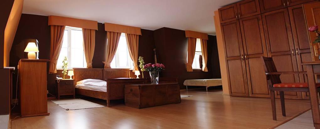 Kastiel Agatka Hotel Chorvatsky Grob Ngoại thất bức ảnh