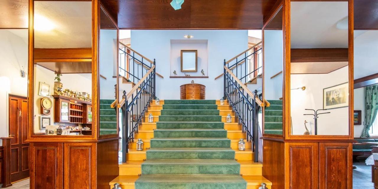 Kastiel Agatka Hotel Chorvatsky Grob Ngoại thất bức ảnh