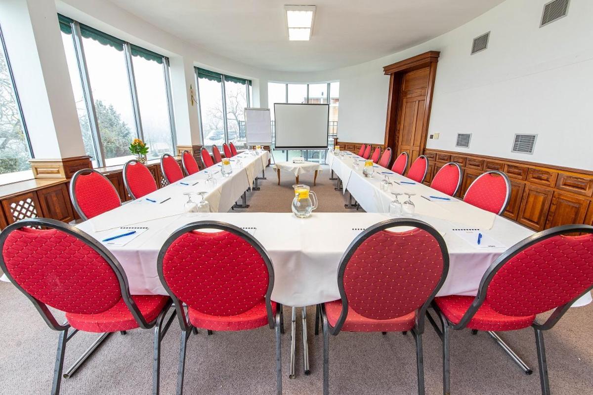 Kastiel Agatka Hotel Chorvatsky Grob Ngoại thất bức ảnh